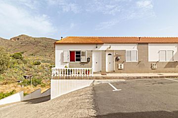Imagen 1 Venta de casa en Valsequillo de Gran Canaria