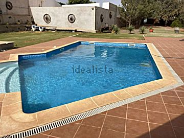 Imagen 1 Venta de casa con piscina en Puerto del Rosario